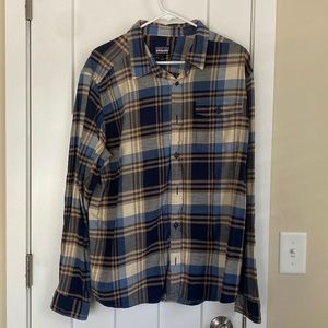 Men’s Patagonia flannel size large